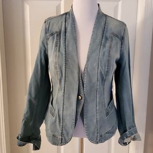 Cabi jean jacket size L I New with tags